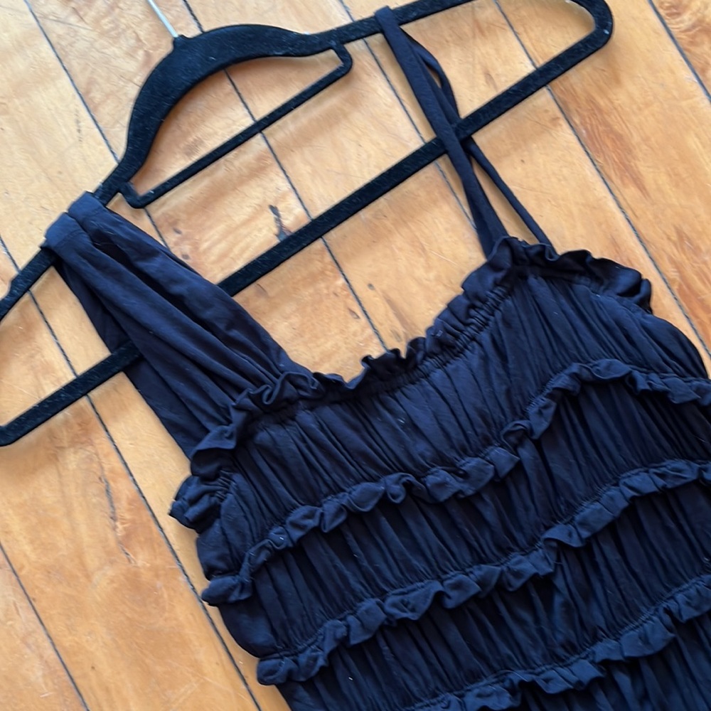 Leifnotes Dress - Picture 2 of 3